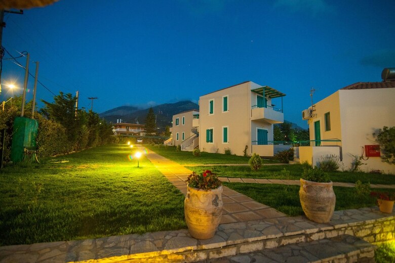 Hotel Kyparissia Blue