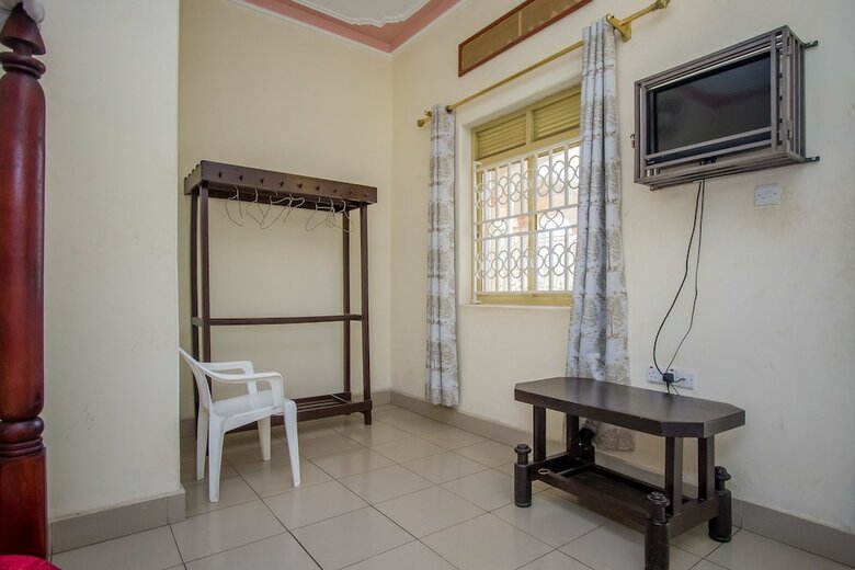 Hotel Tropical Savannah Guesthouse