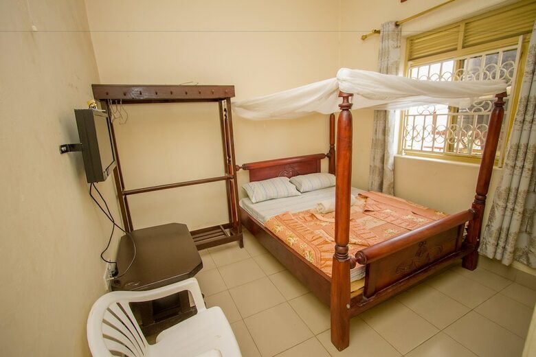 Hotel Tropical Savannah Guesthouse