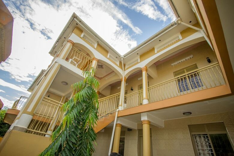 Hotel Tropical Savannah Guesthouse