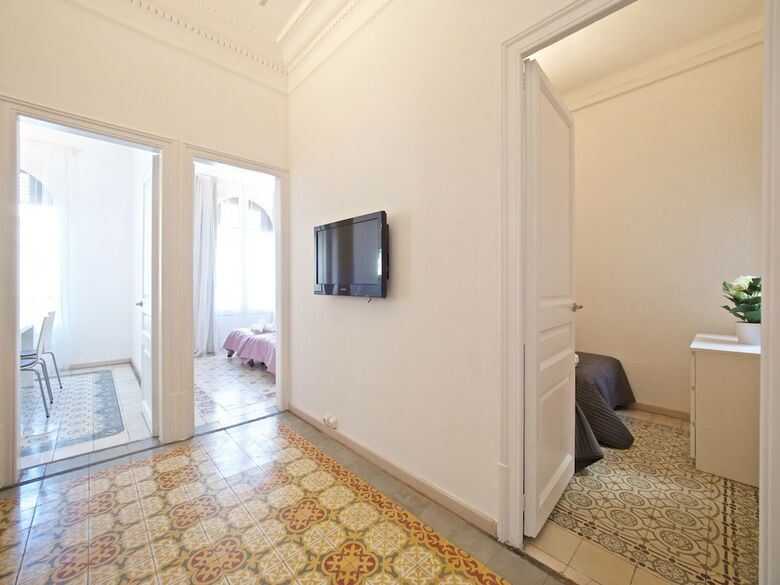 Gaudi Eixample Apartment