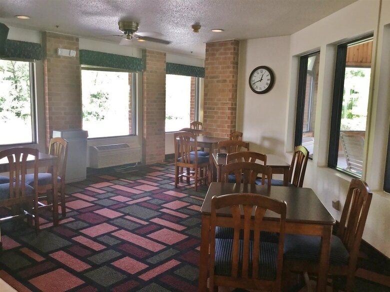 Hotel Amerihost Inn & Suites Fulton