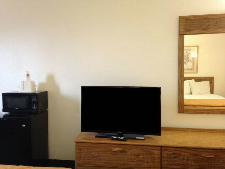 Hotel Amerihost Inn & Suites Fulton