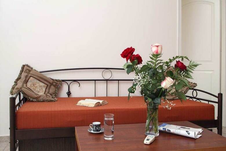 Hotel Apartments Avra