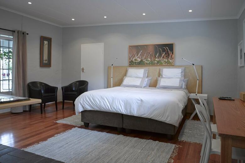 Ten Stirling B&B