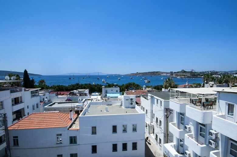 Pudra Hotel