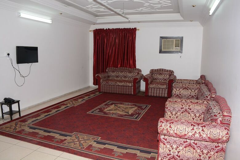 Apartamentos Al Eairy Furnished Apt Al Madinah 4