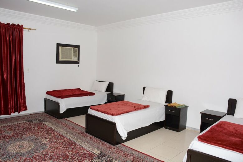 Apartamentos Al Eairy Furnished Apt Al Madinah 4