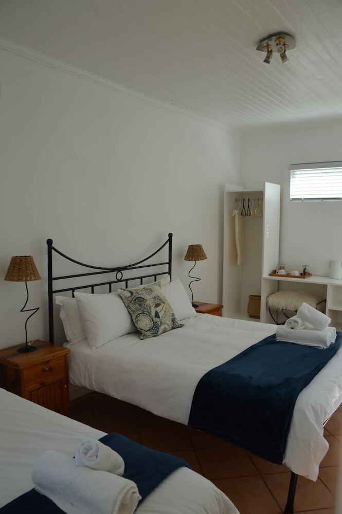 Hotel Boulders Beach Lodge And Resta