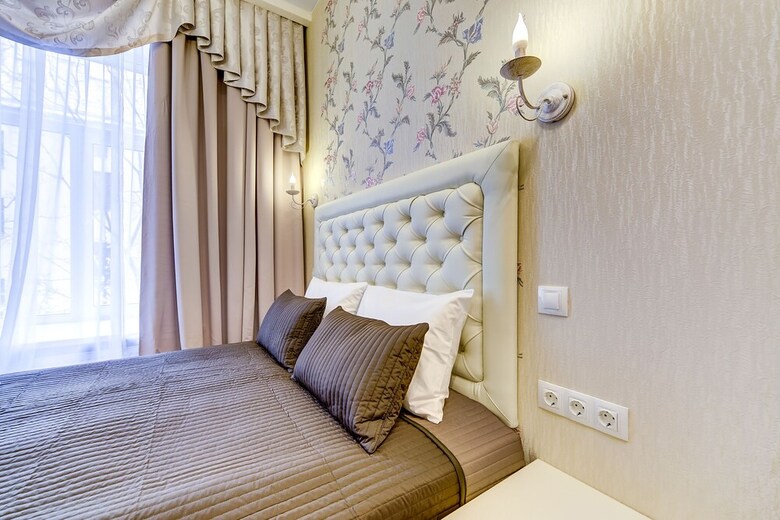 Hotel Guest Rooms At Marata 10