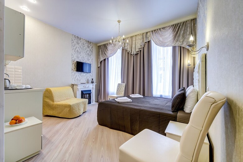 Hotel Guest Rooms At Marata 10