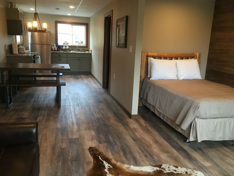 Hotel Glacier Basecamp Lodge