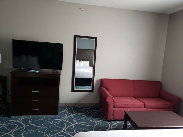 Hotel Days Inn & Suites By Wyndham Cleburne Tx