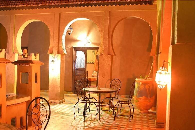 Hotel Riad Dar Ouzine