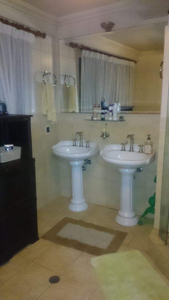 Jz Luxury Apartment La Carolina