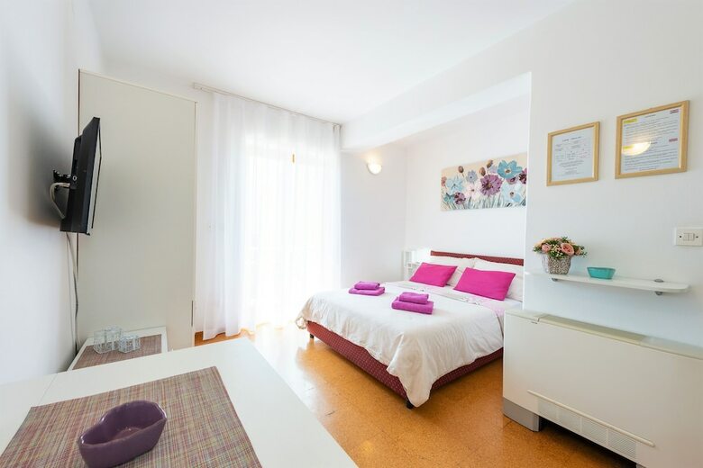 Hotel Cina Apartments