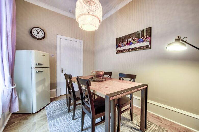 Amadeus Serviced Apartments