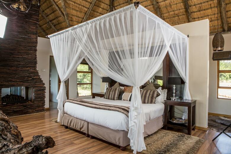 Posada Umzolozolo Private Safari Lodge