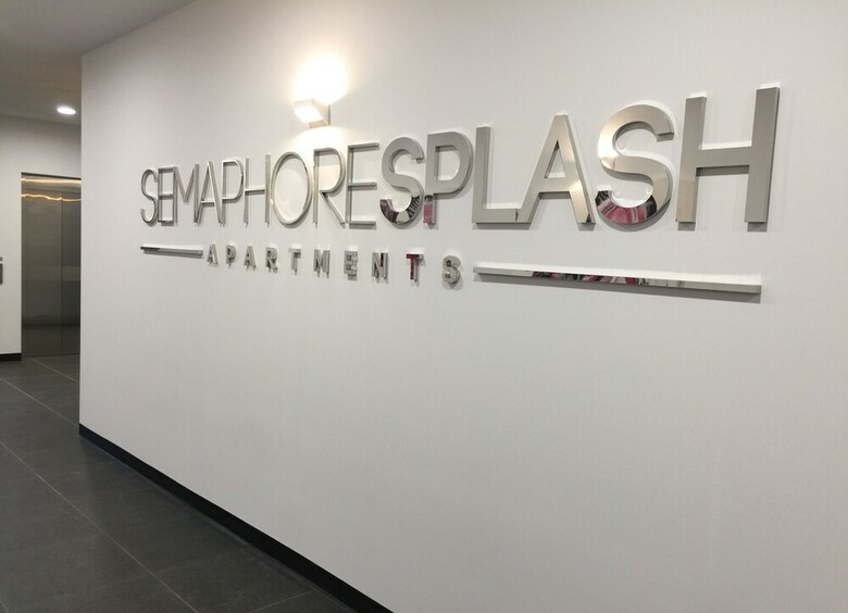 Semaphore Splash Apartments