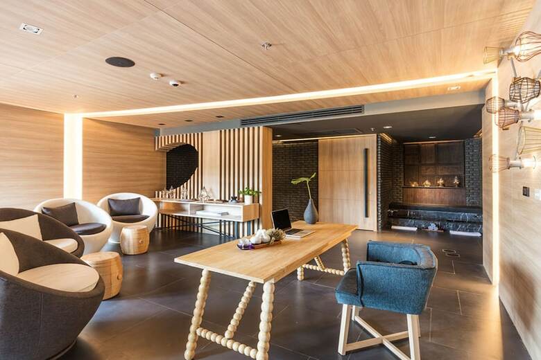 Hotel La Vela Khao Lak