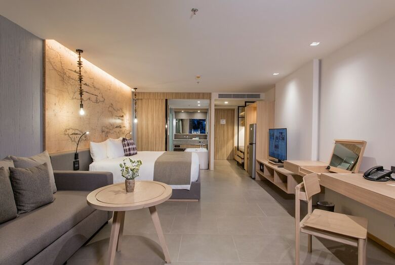 Hotel La Vela Khao Lak