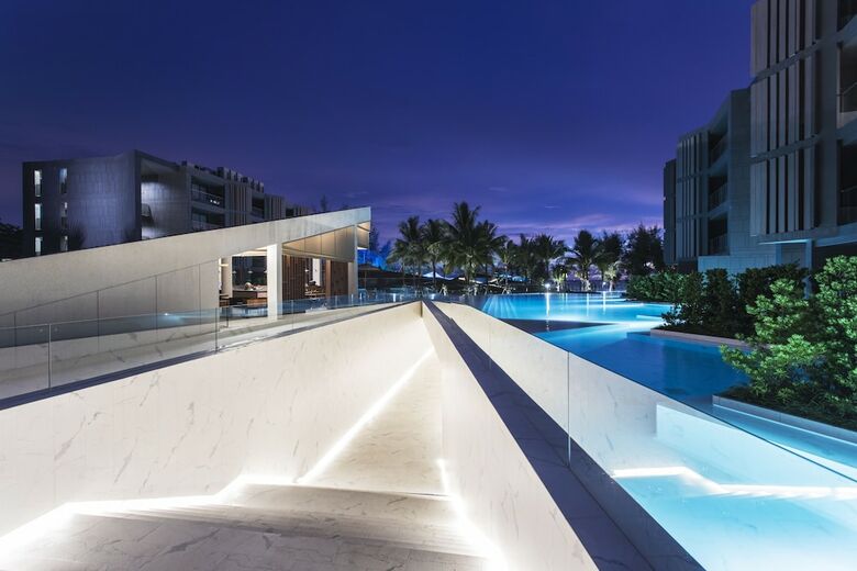 Hotel La Vela Khao Lak