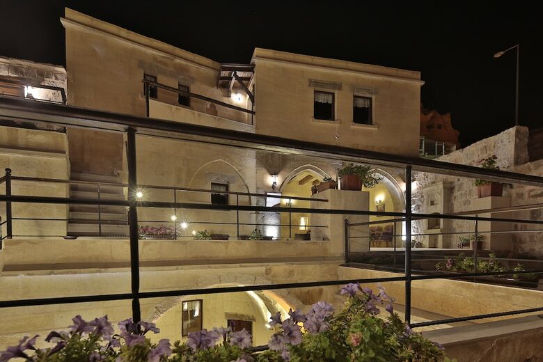 Hotel Yaren Cave House