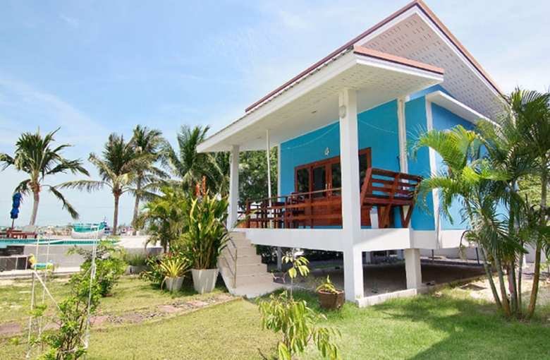 Hotel Breeze Bay Villa