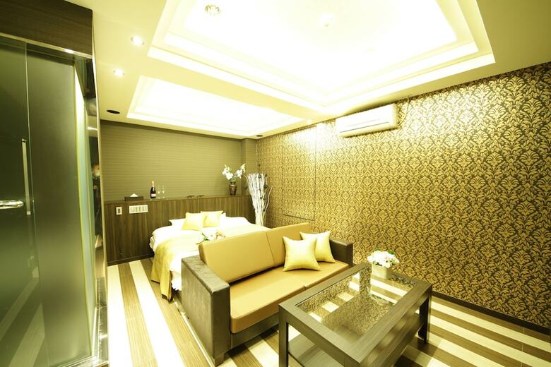 Hotel Mint Premium - Adult Only