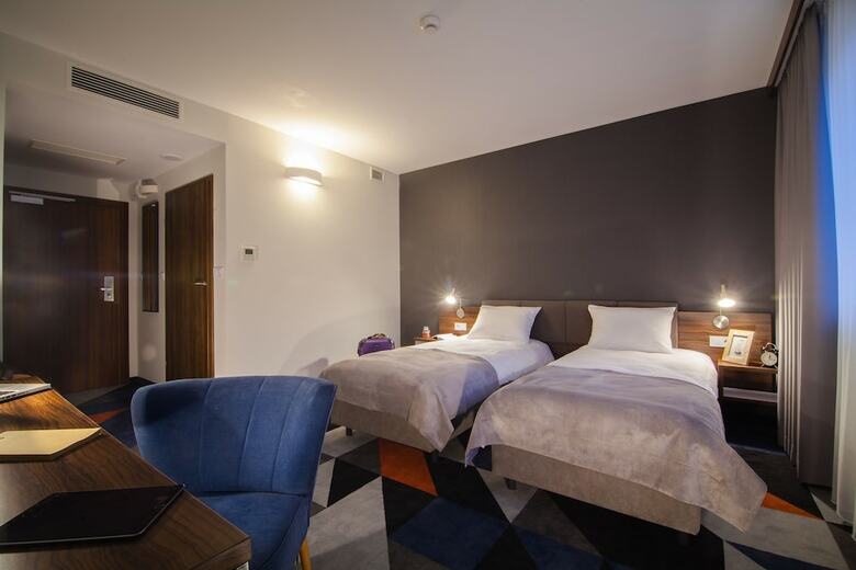 Vulcan Hotel