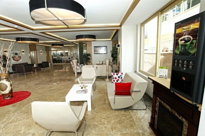 Dreamlife Hotel