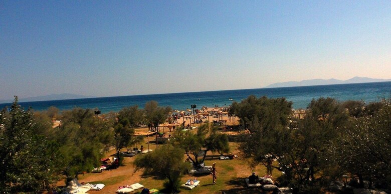 Aytas Hotel