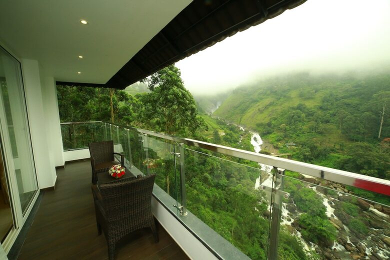 Blanket Hotel And Spa