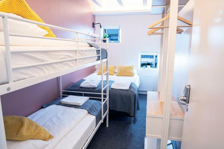 Hotel L�kur Guesthouse