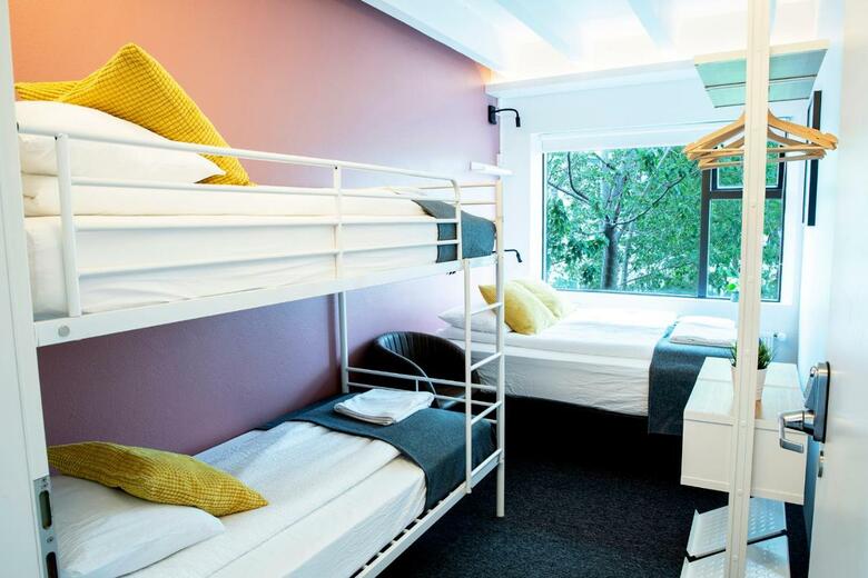 Hotel L�kur Guesthouse