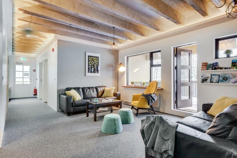 Hotel L�kur Guesthouse