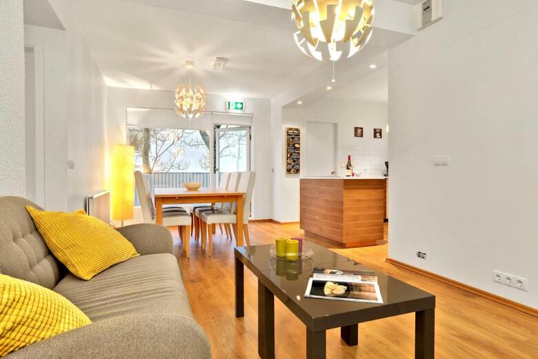 Hotel L�kur Guesthouse