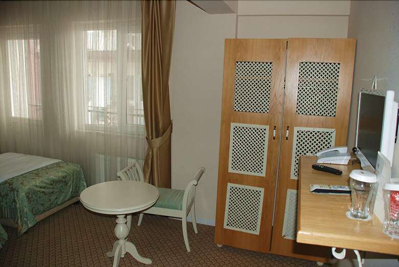Hotel Sar?�ay Rhodius Otel