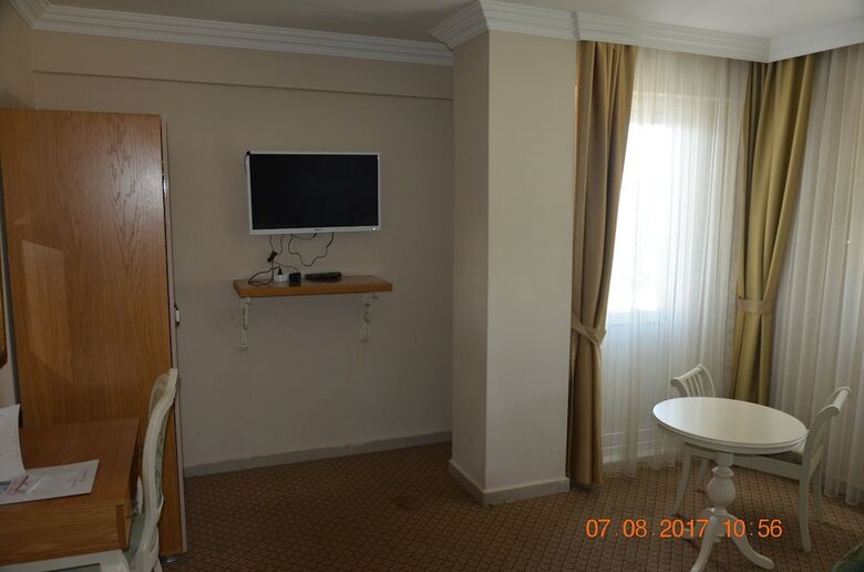 Hotel Sar?�ay Rhodius Otel