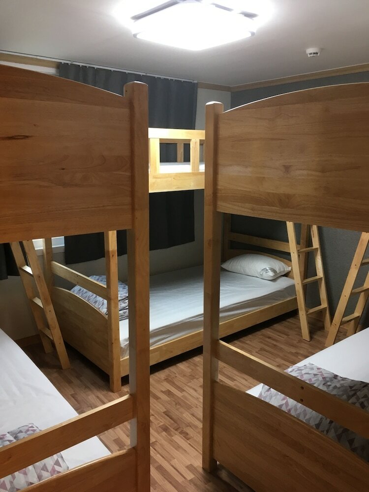 Hostal Guesthouse Ryuga - Hostel