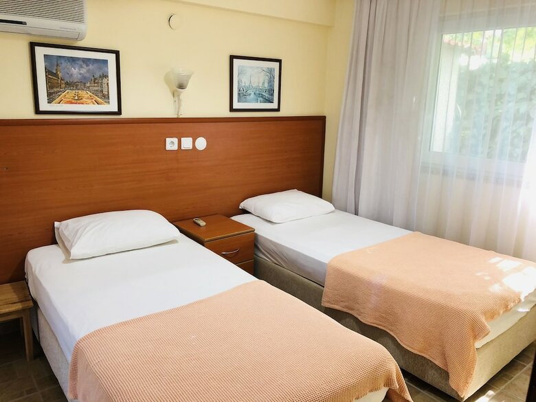 Hotel Ten Apart Otel