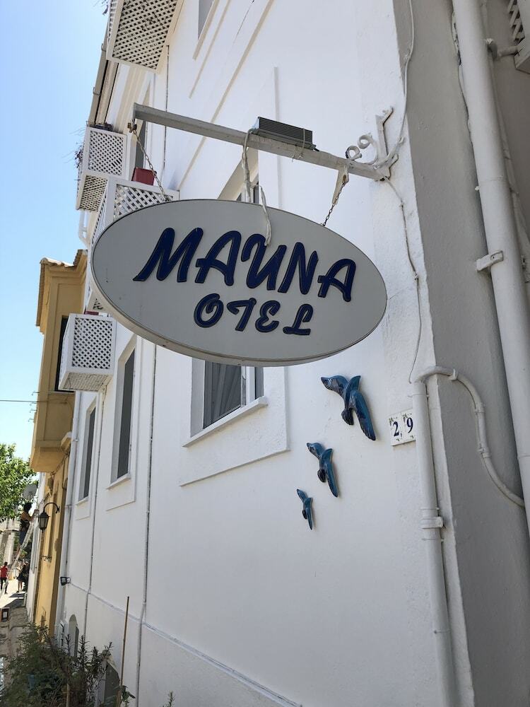Mauna Hotel