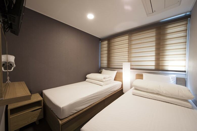 Hotel Blue Mountain Myeongdong