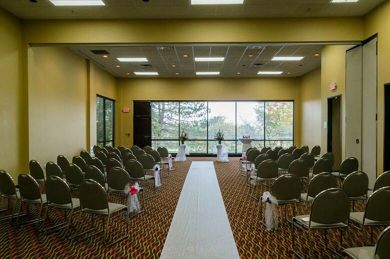 Holiday Inn Hotel And Conference Center Big Rapids