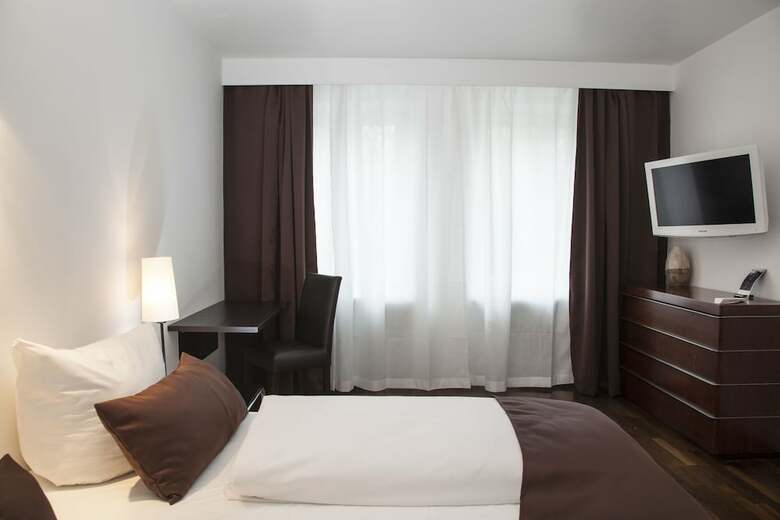 Hotel Mons Am Goetheplatz