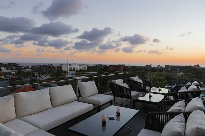 Hotel Imani Suites