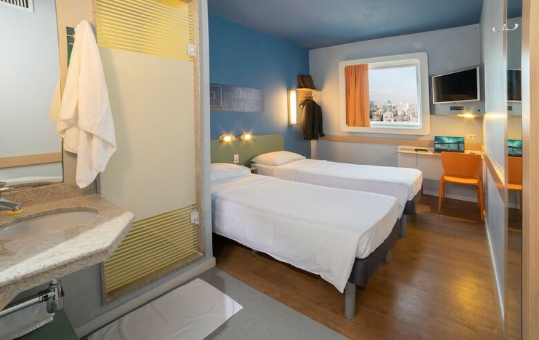Hotel Ibis Budget Sp Frei Caneca