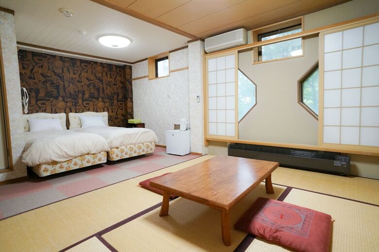 Hotel Hakuba M�rchen House