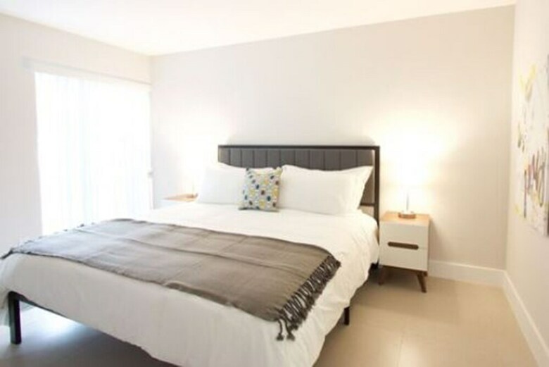 Aparthotel Artrageous On The River By Rocketstay