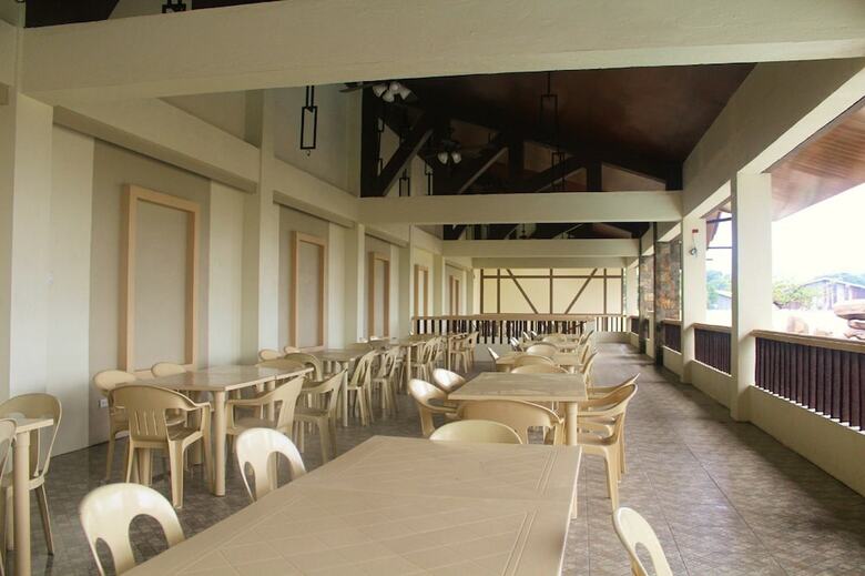 Hotel Cebu Westown Lagoon- South Wing